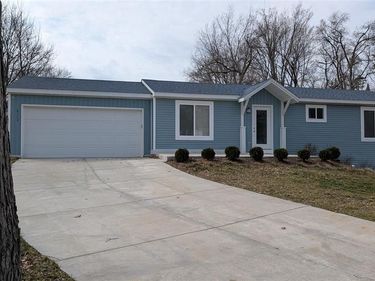 6112 Andersonville Road, Waterford Twp, MI 48329