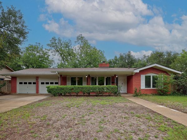 8609 Melshire DR, Austin, TX 78757