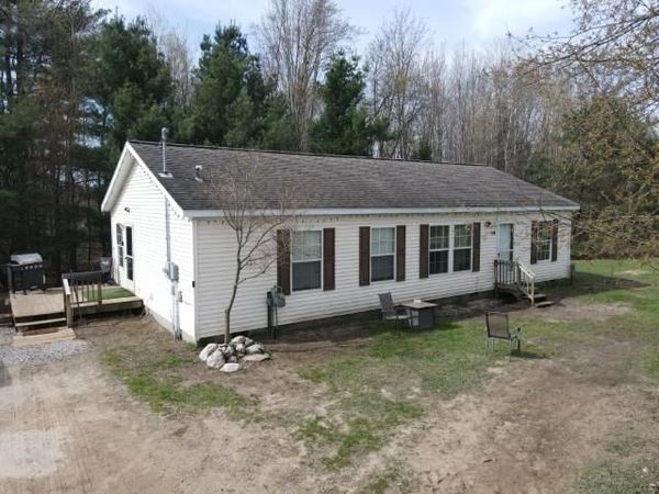 114 Amber Lane, East Jordan, MI 49727