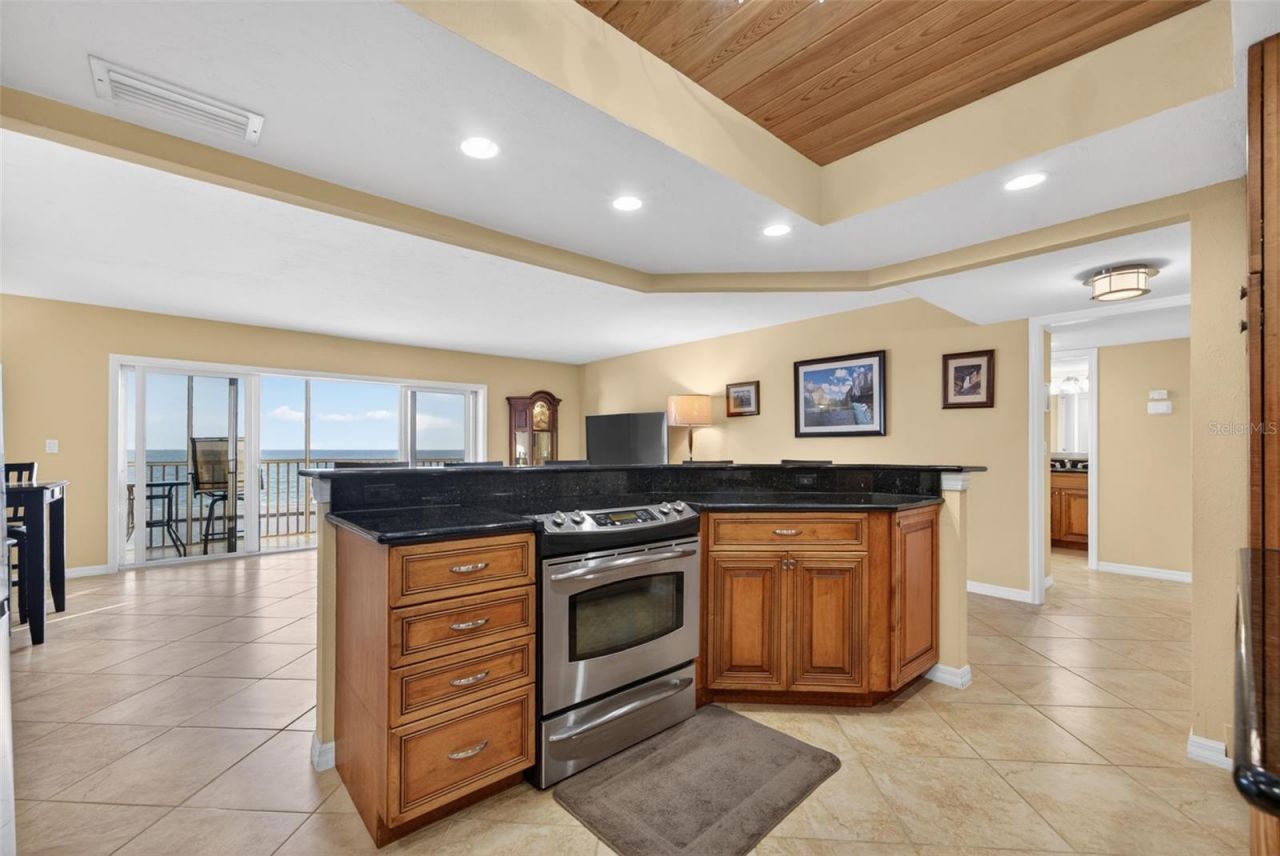 800 Benjamin Franklin Drive, Unit 509, Sarasota, FL 34236 Photo