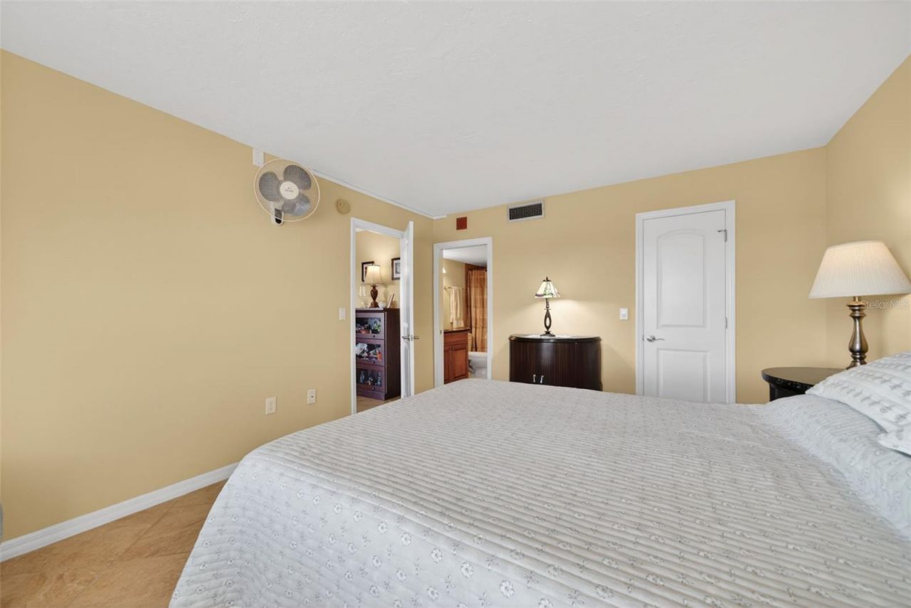 800 Benjamin Franklin Drive, Unit 509, Sarasota, FL 34236 Photo
