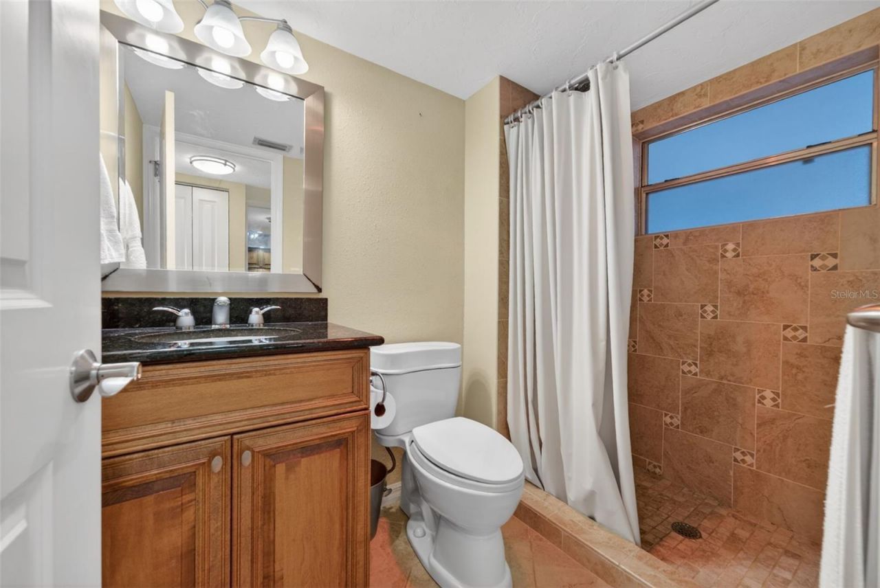800 Benjamin Franklin Drive, Unit 509, Sarasota, FL 34236 Photo