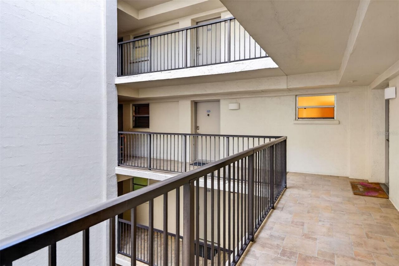 800 Benjamin Franklin Drive, Unit 509, Sarasota, FL 34236 Photo