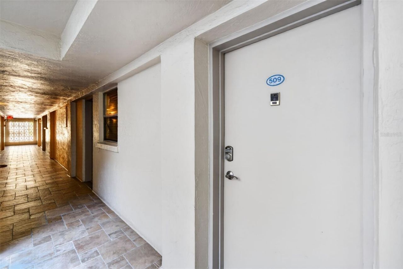 800 Benjamin Franklin Drive, Unit 509, Sarasota, FL 34236 Photo