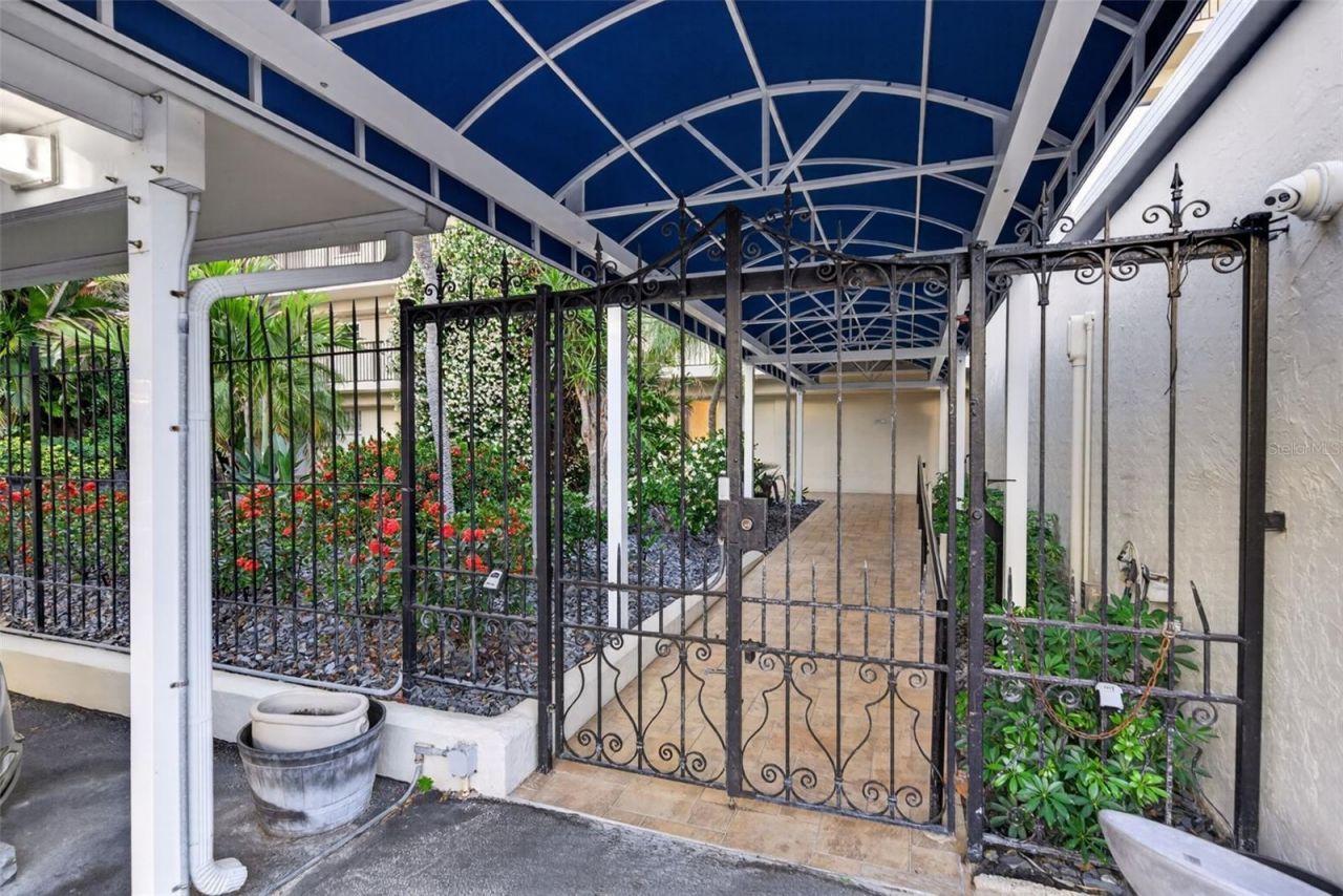 800 Benjamin Franklin Drive, Unit 509, Sarasota, FL 34236 Photo
