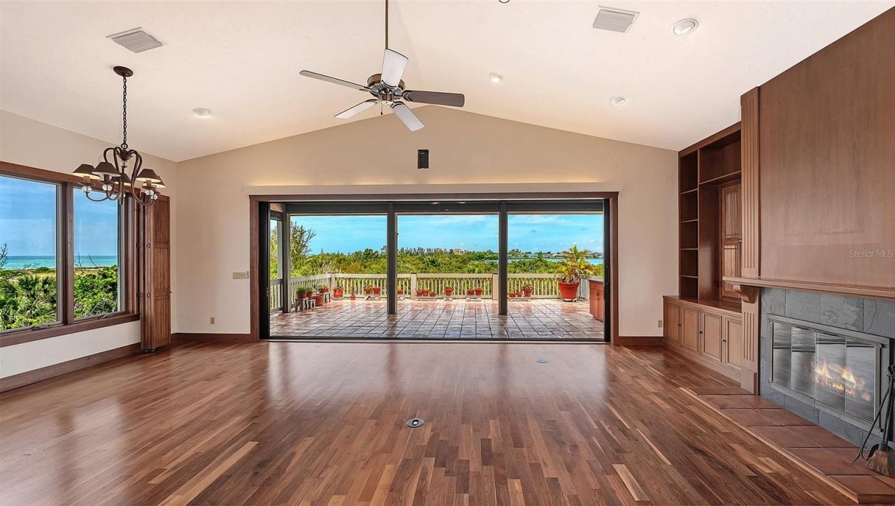 156 Emerson Drive, Sarasota, FL 34236 Photo