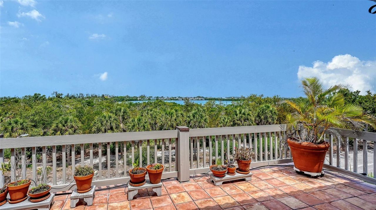 156 Emerson Drive, Sarasota, FL 34236 Photo