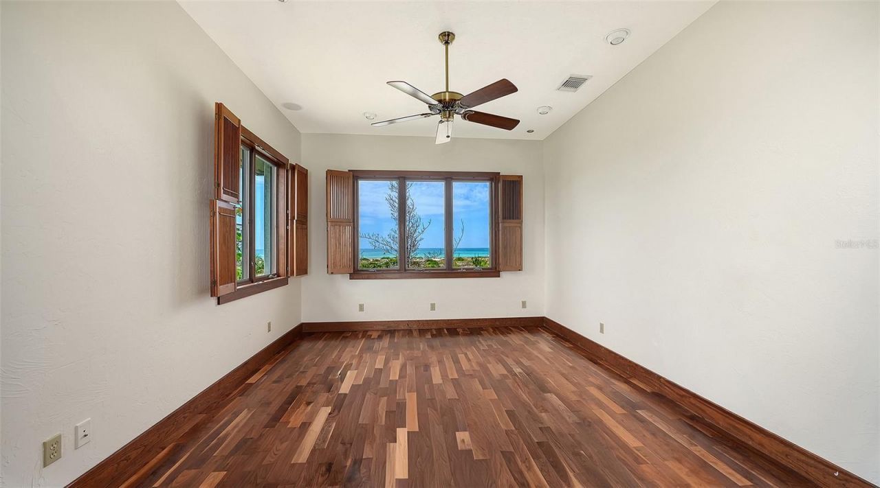 156 Emerson Drive, Sarasota, FL 34236 Photo