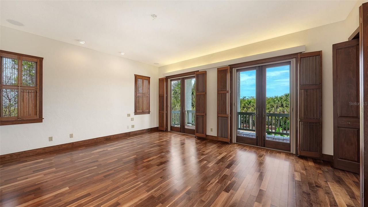156 Emerson Drive, Sarasota, FL 34236 Photo
