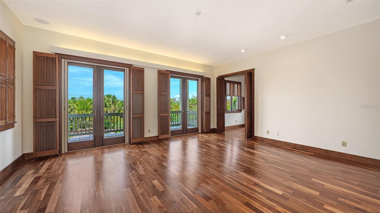 156 Emerson Drive, Sarasota, FL 34236 Photo