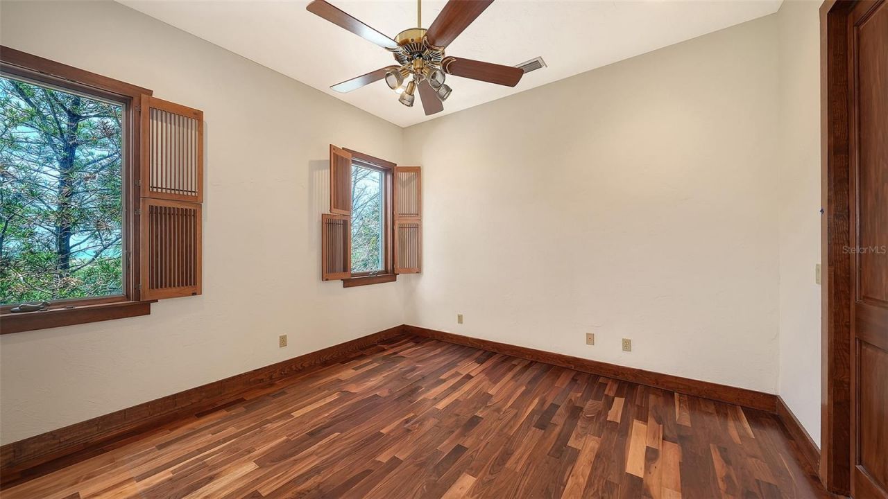 156 Emerson Drive, Sarasota, FL 34236 Photo