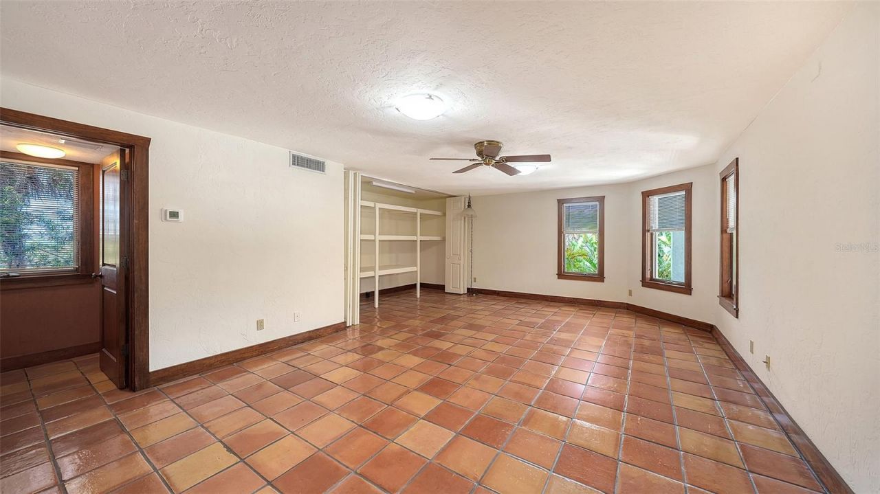 156 Emerson Drive, Sarasota, FL 34236 Photo