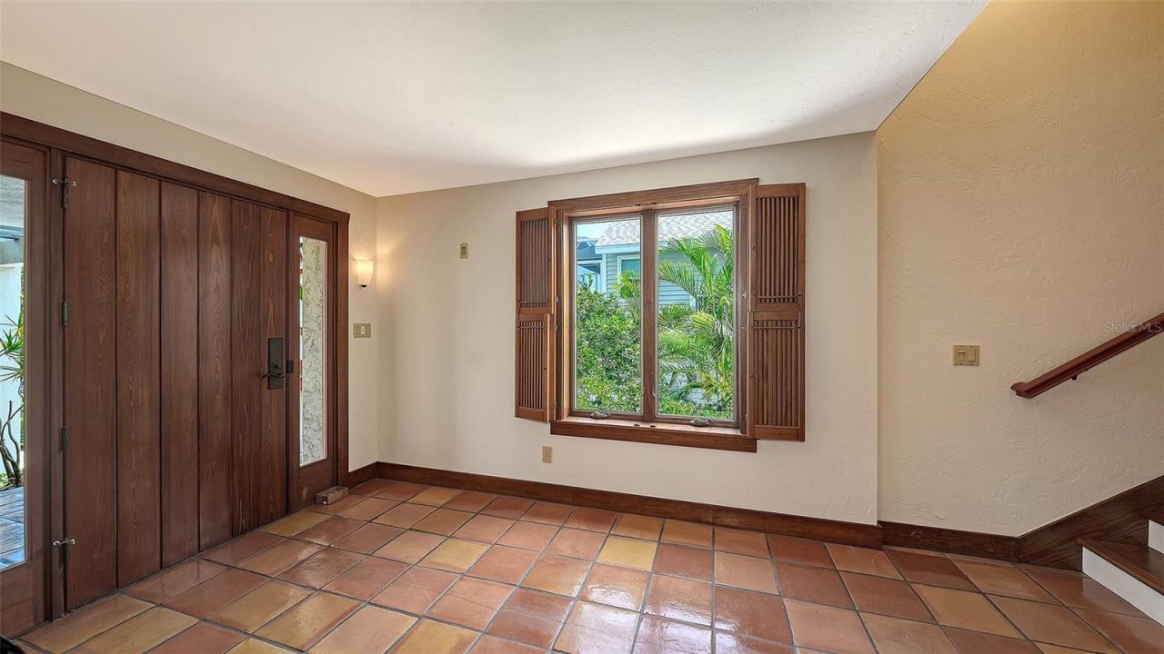 156 Emerson Drive, Sarasota, FL 34236 Photo