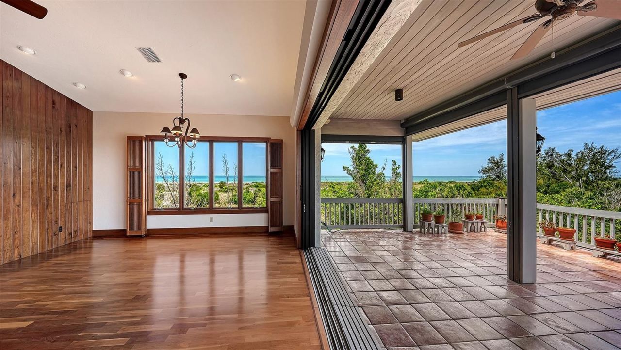 156 Emerson Drive, Sarasota, FL 34236 Photo