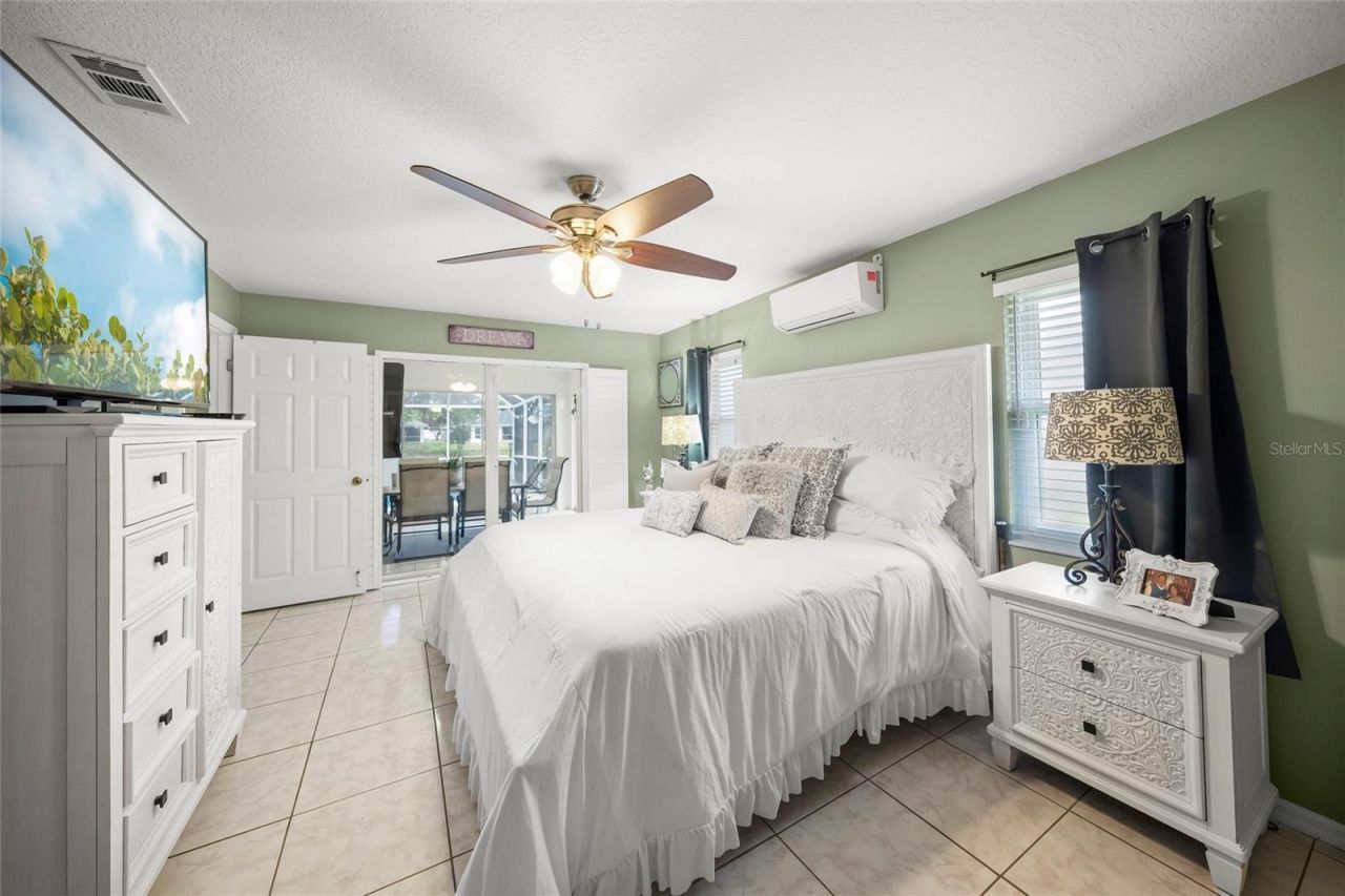 7727 36th Lane E, Sarasota, FL 34243 Photo
