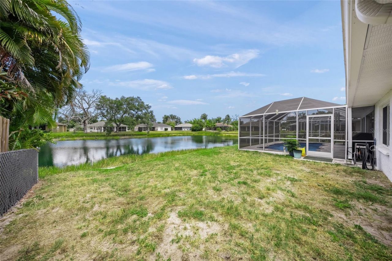 7727 36th Lane E, Sarasota, FL 34243 Photo