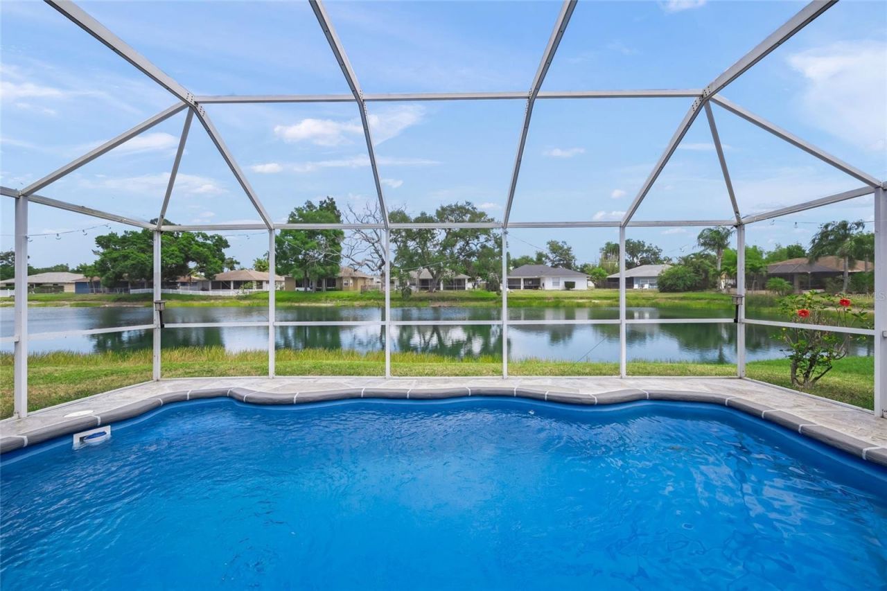 7727 36th Lane E, Sarasota, FL 34243 Photo