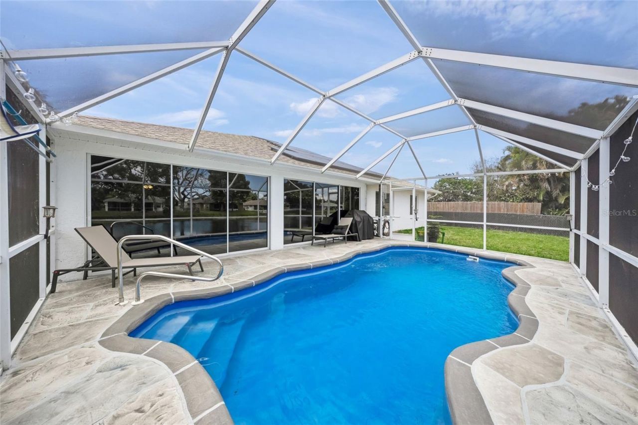 7727 36th Lane E, Sarasota, FL 34243 Photo
