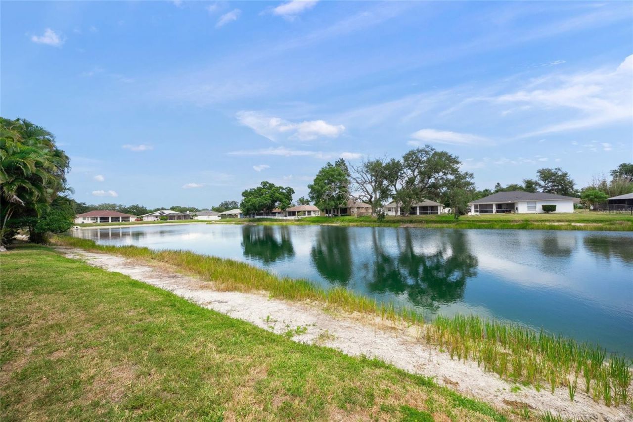 7727 36th Lane E, Sarasota, FL 34243 Photo