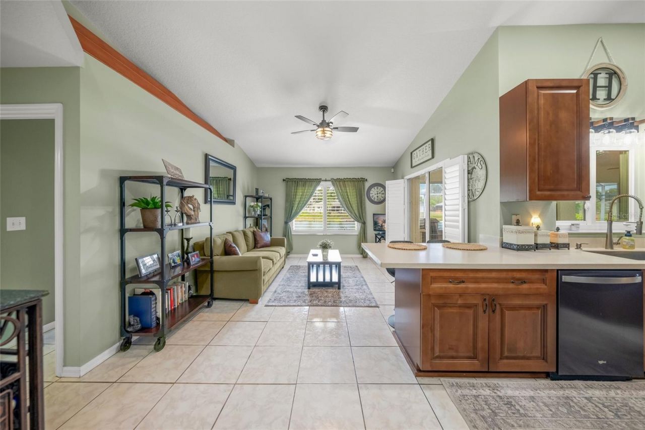 7727 36th Lane E, Sarasota, FL 34243 Photo