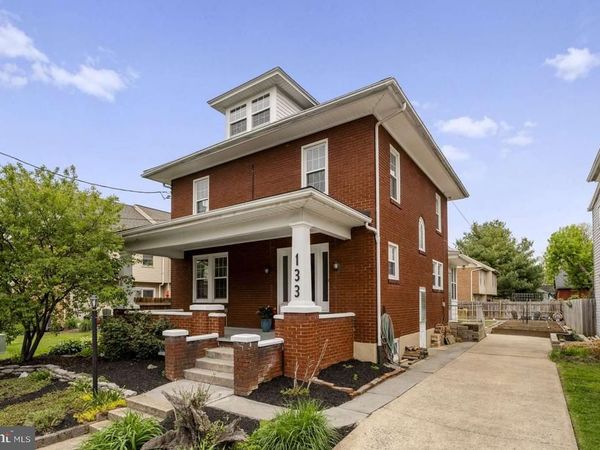 133 S GRANT STREET , MANHEIM, PA 17545