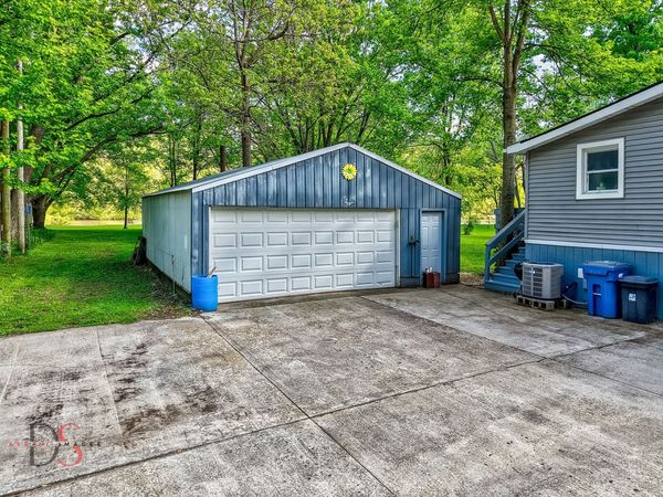 1906 N 2959th Road , Ottawa, IL 61350