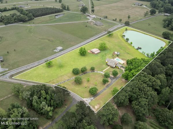 1329 Grantham Road, Sumrall, MS 39482