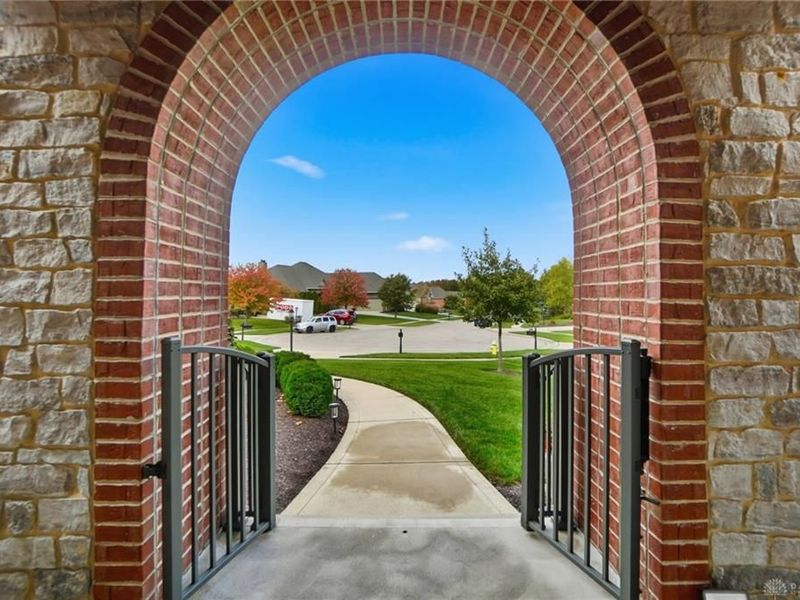 9440 Old Bridge Drive, Washington Township, OH 45458 Photo 11