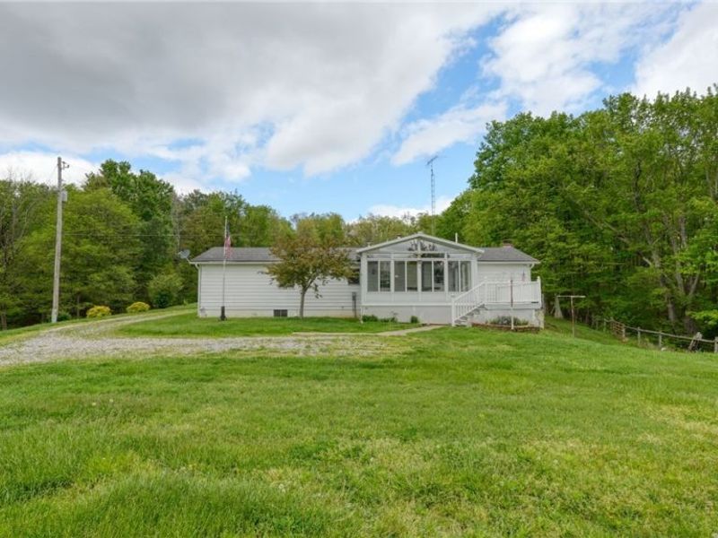 7312 Bowie Road, Cambridge, OH 43725 Photo 1
