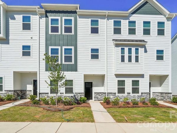 234 E Morehouse Avenue, Unit TWNH E, Mooresville, NC 28117