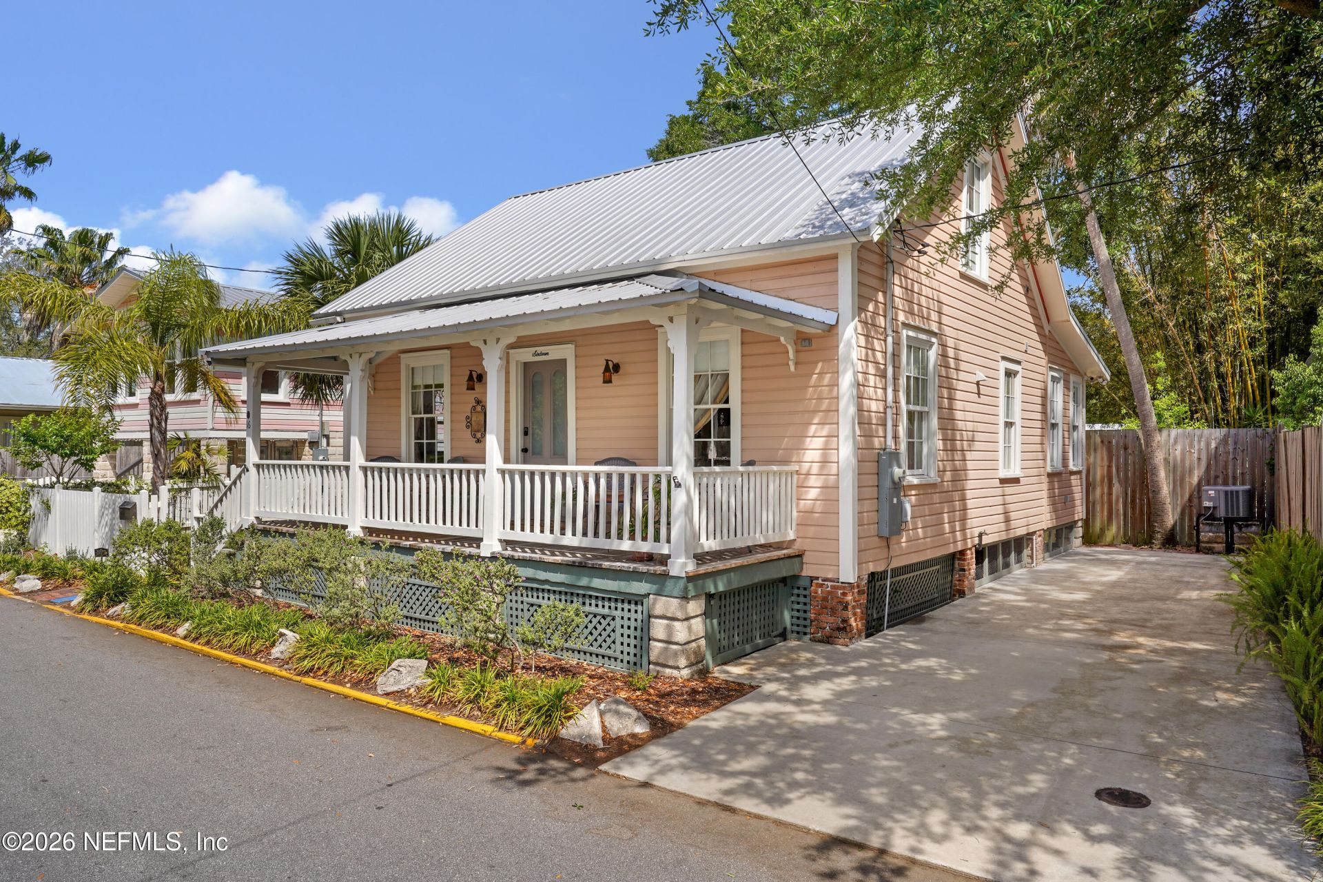16 Locust Street, Saint Augustine, FL 32084 Photo