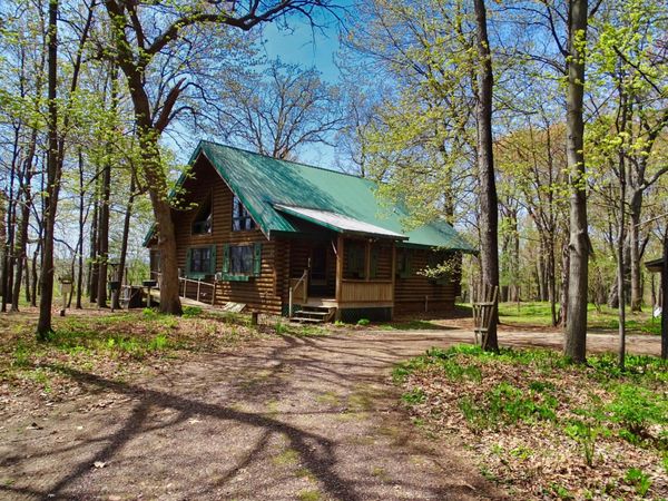 W7048 County Road D, Arkansaw, WI 54721
