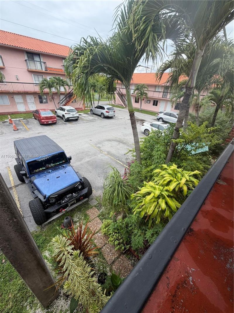2170 W 60th St , Unit 16205, Hialeah, FL 33016 Photo