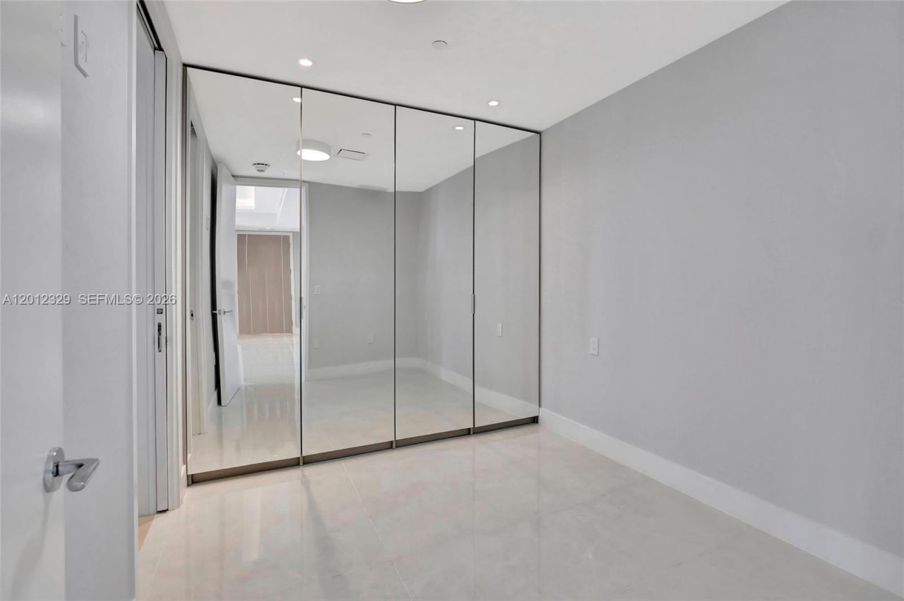 15701 Collins Ave , Unit 3804, Sunny Isles Beach, FL 33160 Photo