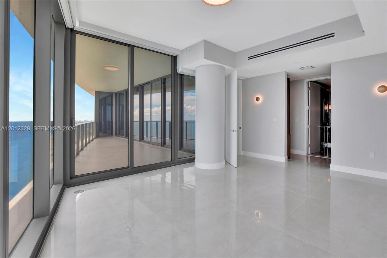 15701 Collins Ave , Unit 3804, Sunny Isles Beach, FL 33160 Photo
