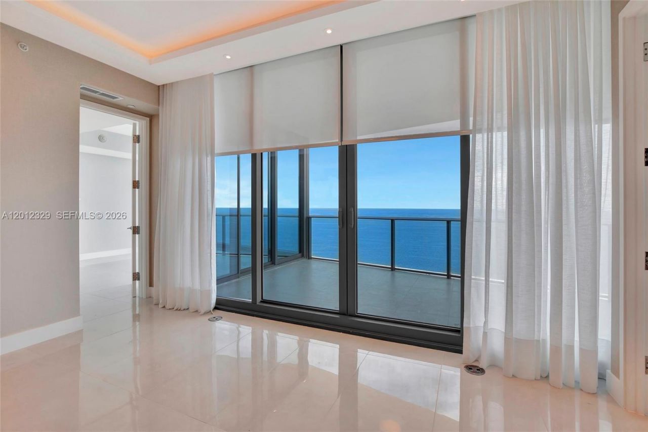 15701 Collins Ave , Unit 3804, Sunny Isles Beach, FL 33160 Photo