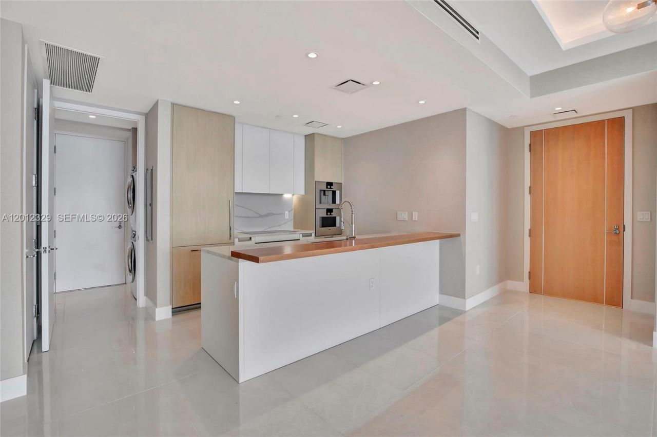 15701 Collins Ave , Unit 3804, Sunny Isles Beach, FL 33160 Photo