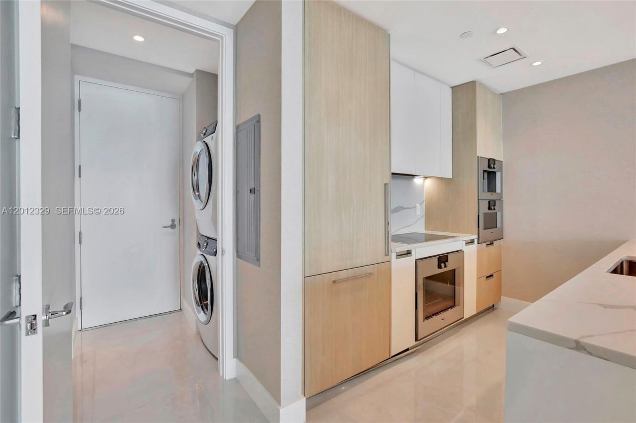 15701 Collins Ave , Unit 3804, Sunny Isles Beach, FL 33160 Photo