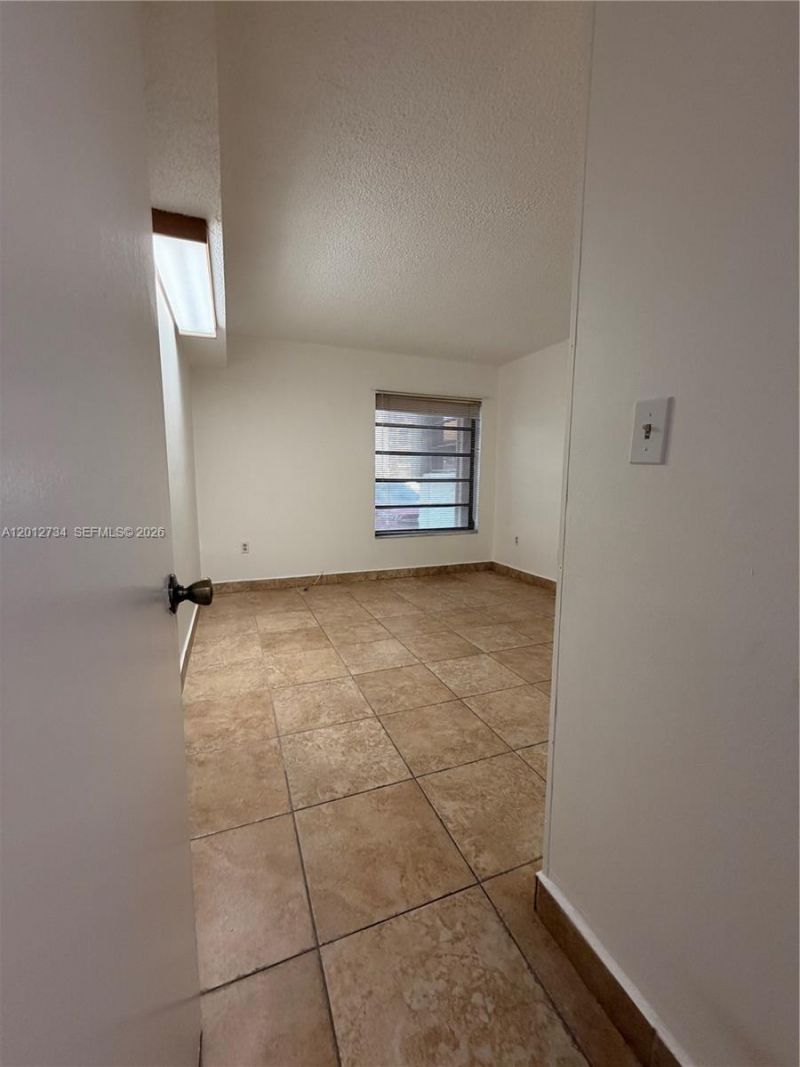 1300 SW 122nd Ave, Unit 107-2, Miami, FL 33184 Photo