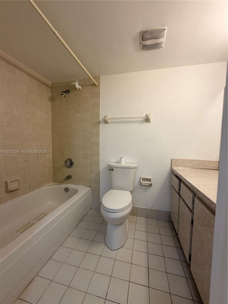 1300 SW 122nd Ave, Unit 107-2, Miami, FL 33184 Photo