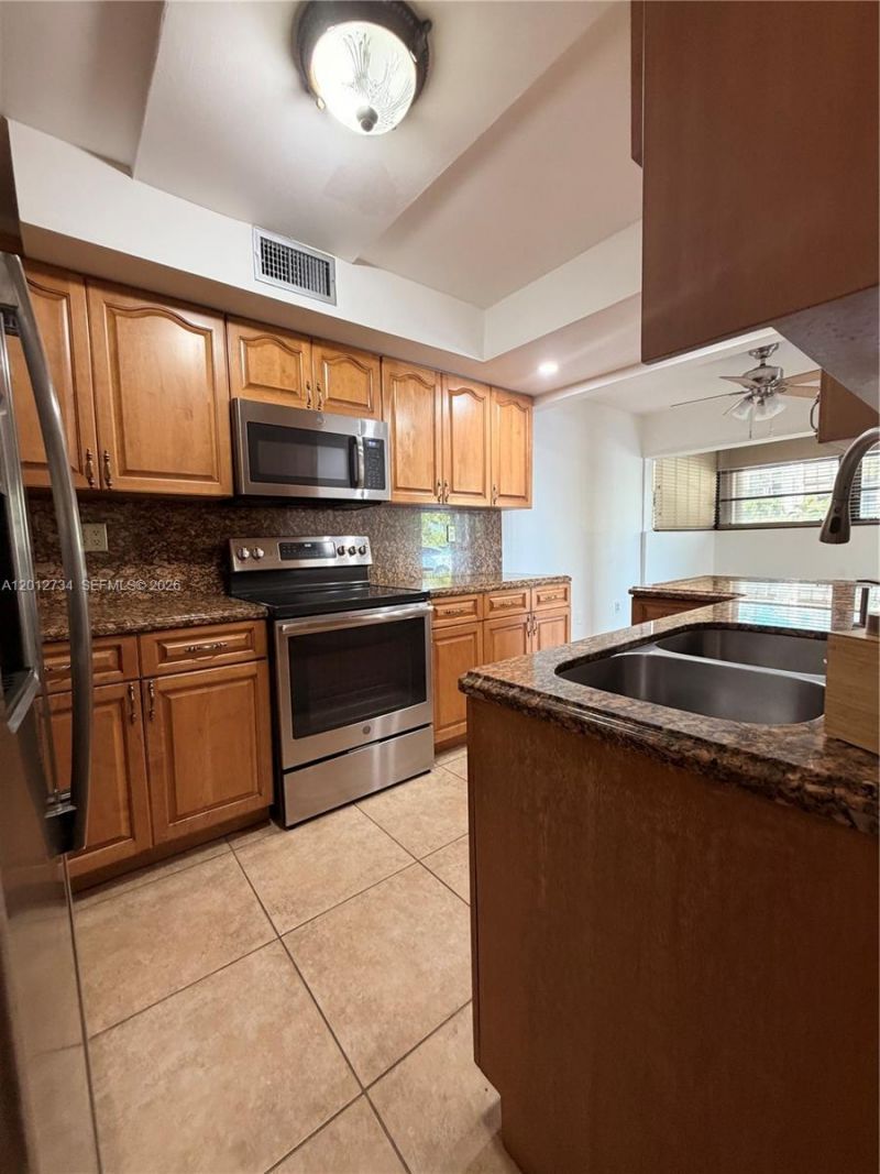 1300 SW 122nd Ave, Unit 107-2, Miami, FL 33184 Photo