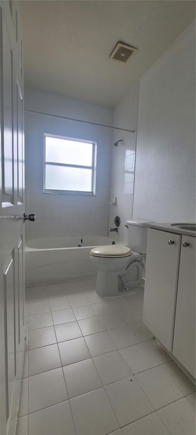 33 E 20th St, Unit 206, Hialeah, FL 33010 Photo