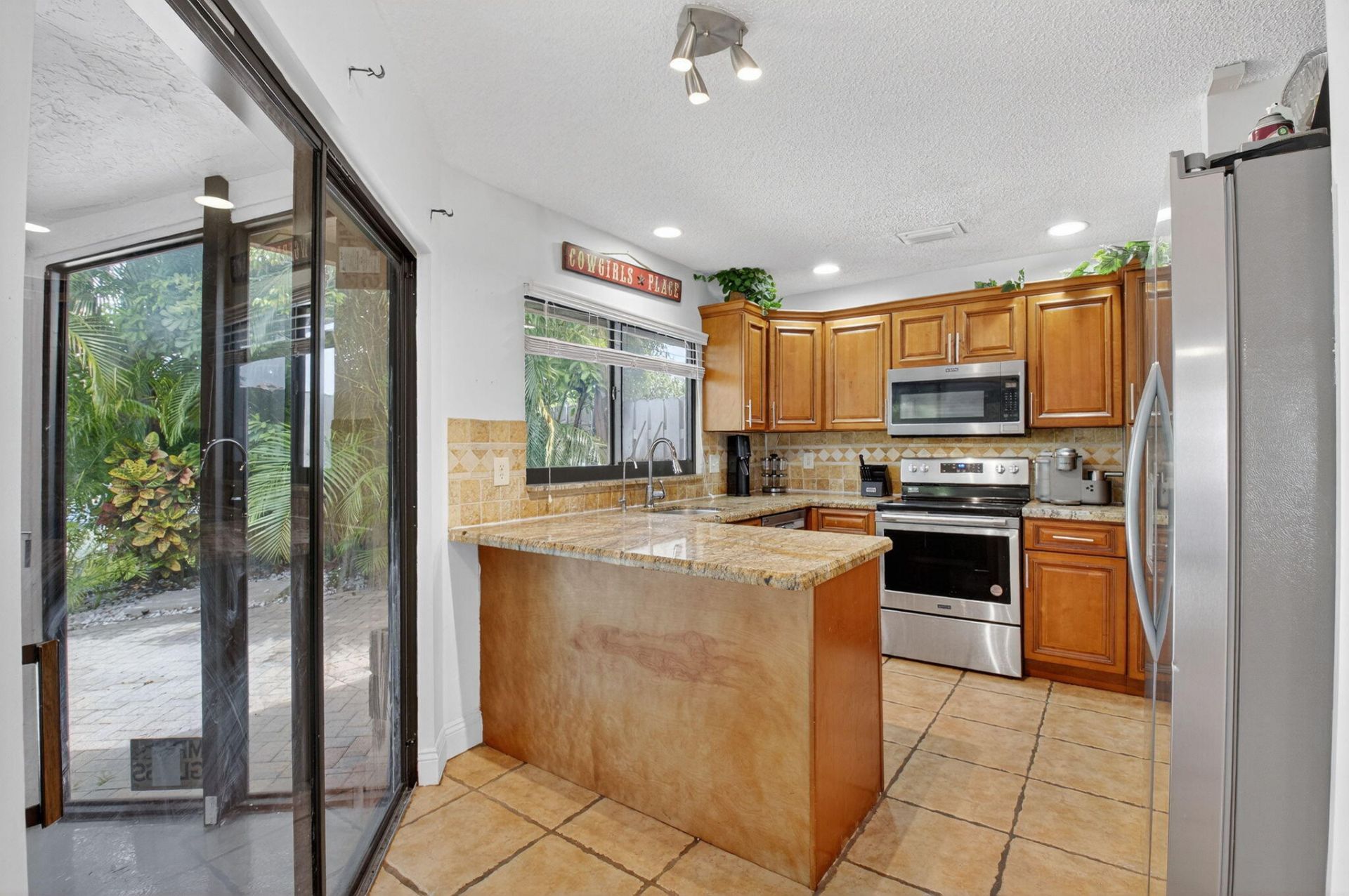 9667 Sunny Isle Circle, Boca Raton, FL 33428 Photo