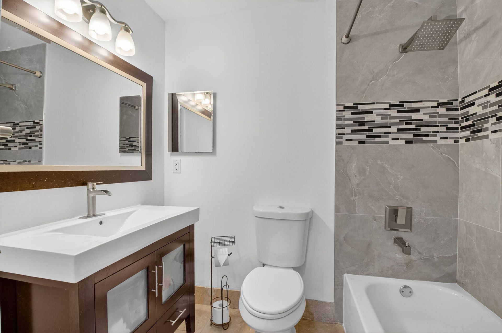 9667 Sunny Isle Circle, Boca Raton, FL 33428 Photo