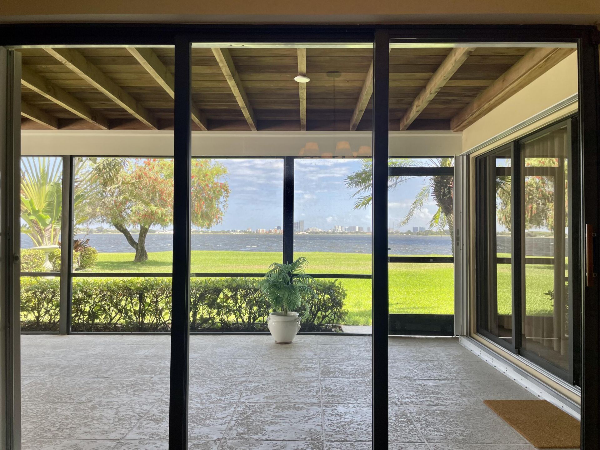 3600 N Shore Drive, West Palm Beach, FL 33407 Photo