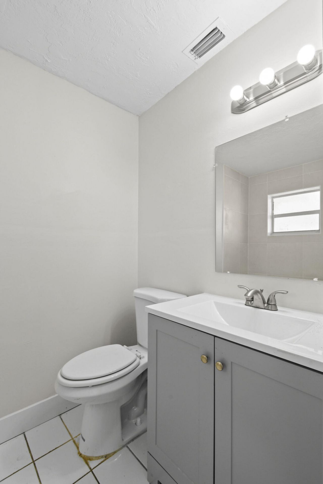 1301 W 25th Street, Riviera Beach, FL 33404 Photo