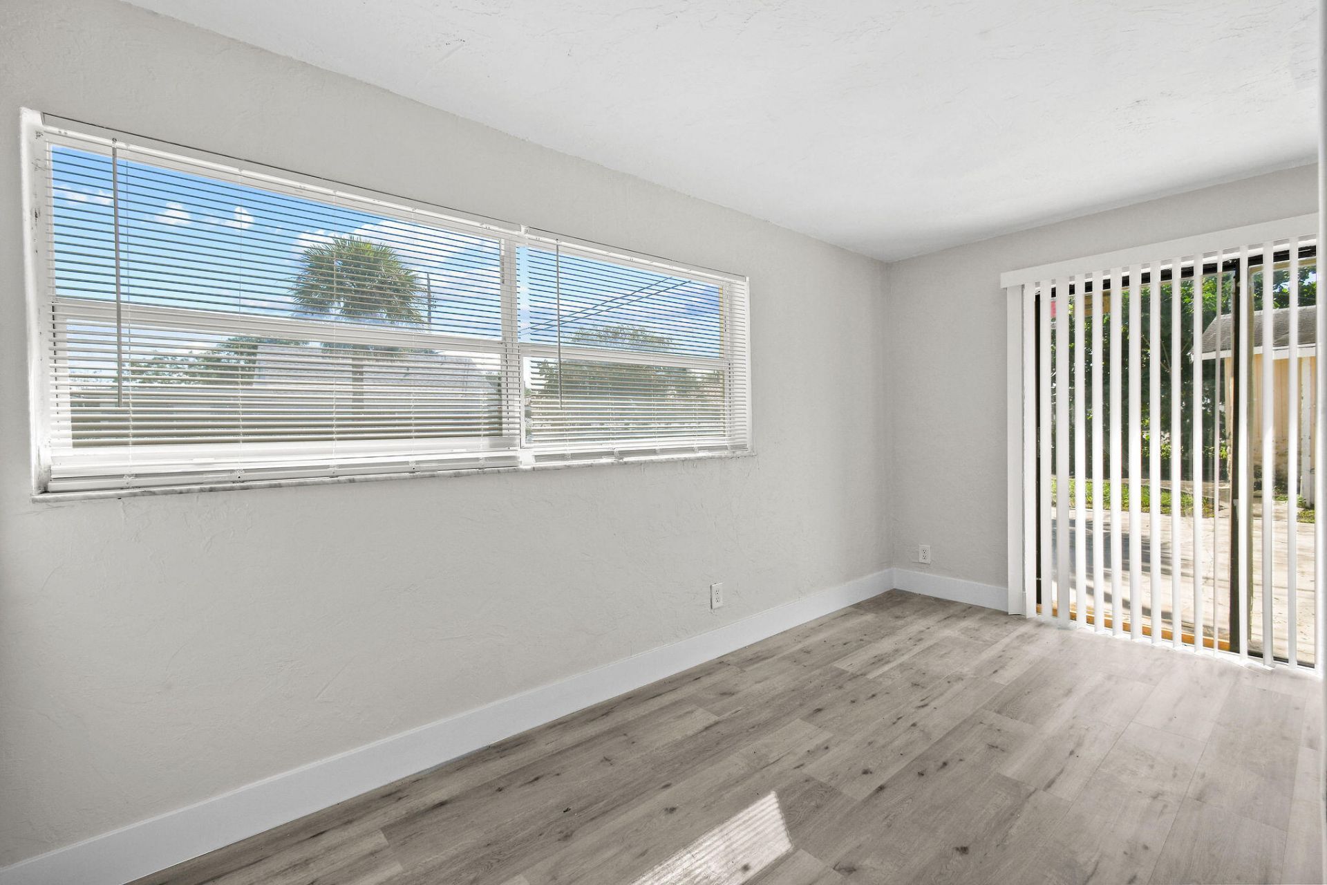 1301 W 25th Street, Riviera Beach, FL 33404 Photo