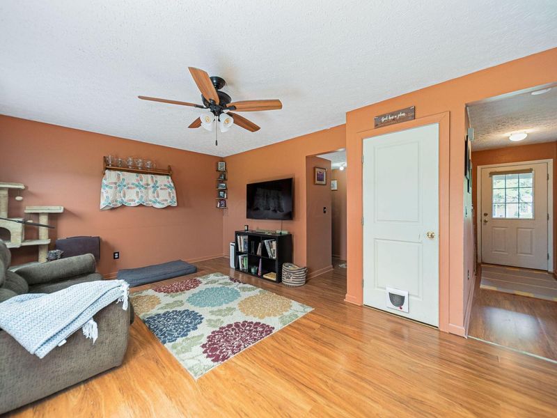 1387 Village Drive, Marysville, OH 43040 Photo 18