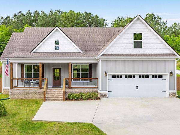 831 Dedmon Road, Ringgold, GA 30736