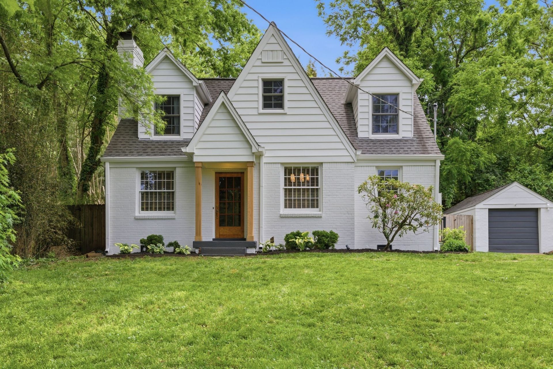 1312 Sunnymeade Dr, Nashville, TN 37216 Main Photo